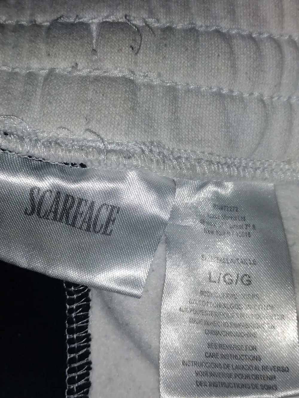 Scarface Split-Color Graphic Men’s Large Shorts - Black & White